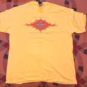 Harley Davidson men’s T-shirt. Yellow size XL.